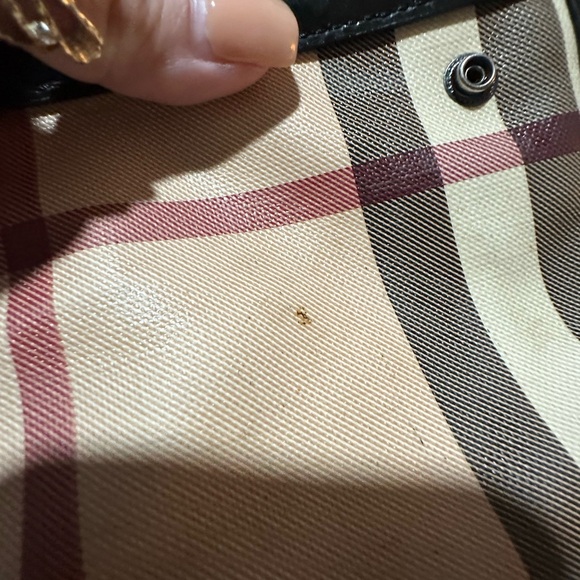 Burberry London Check Canvas Zip Pouch with Black Patent Trim - Picture 5 of 11